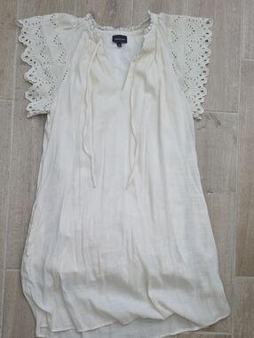 Who What Wear Ivory Eyelet Sleeve Peasant Dress